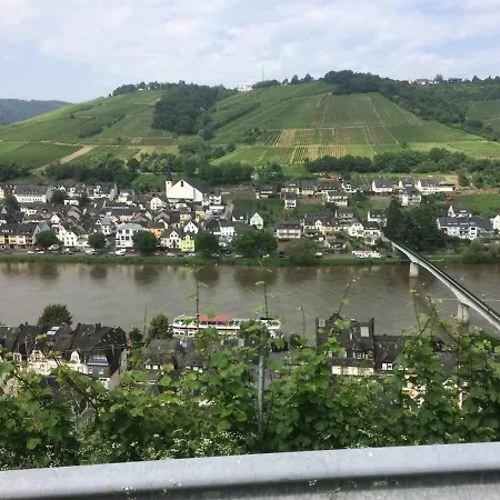 Moselblick Kolsch & Katz * Zell an der Mosel